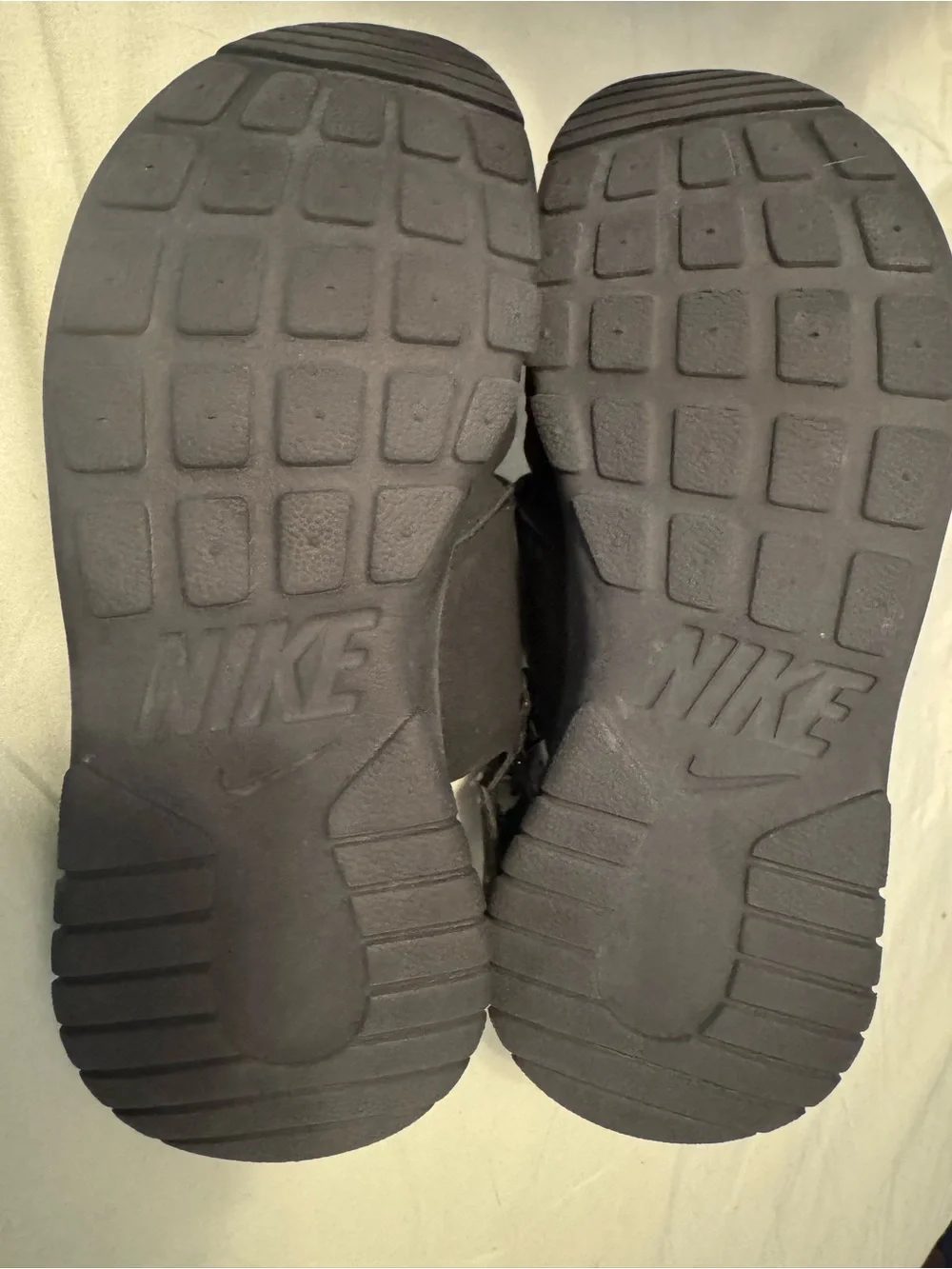 Nike Women’s Tanjun sandals